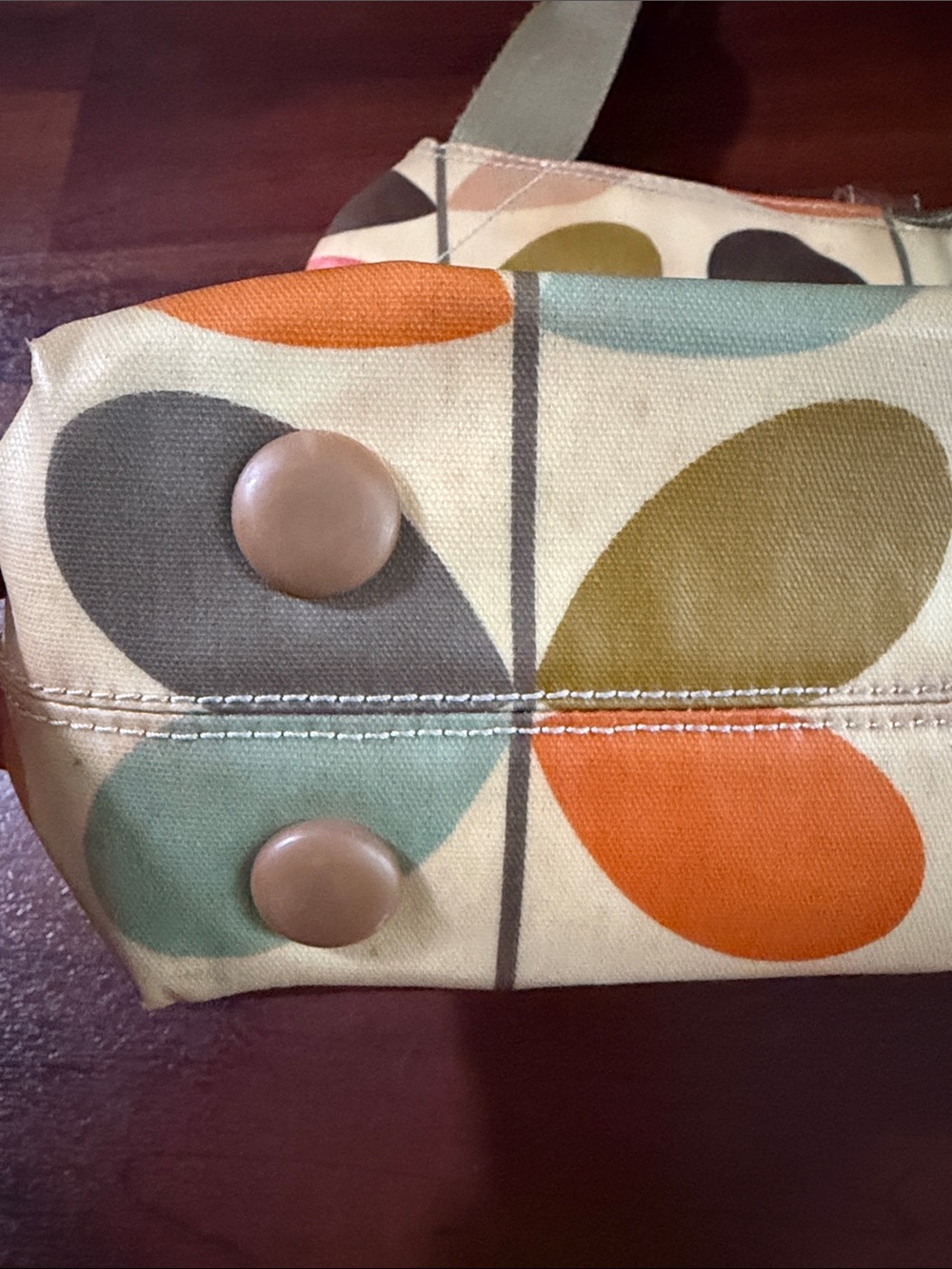 Orla Kiely Classic Multi Stem Shoulder Bag featuring a signature colorful leaf - Picture 3 of 15
